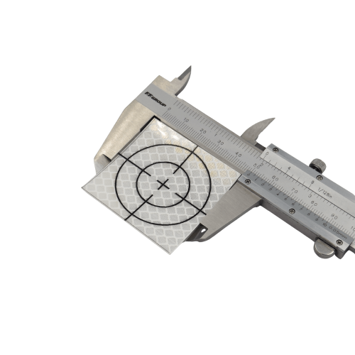 WRS-50 •  Αυτοκόλλητος ανακλαστικός στόχος 50x50mm